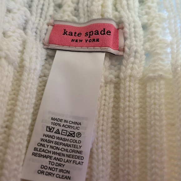 Kate Spade French Cream Pom Pom Beanie NWT One Size - Picture 4 of 9